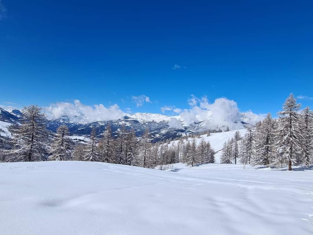 Appartement Pied Des Pistes Super Sauze Enchastrayes Eksteriør bilde